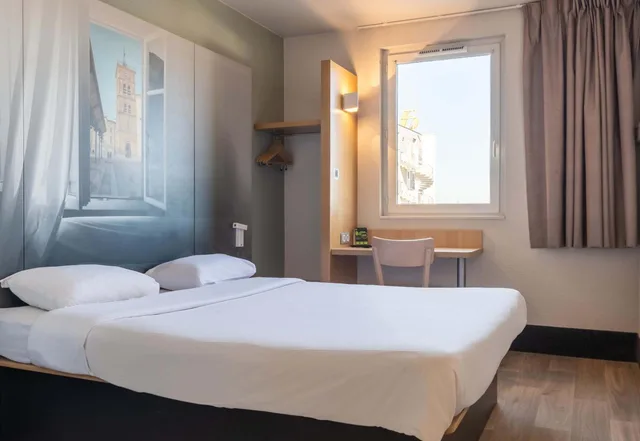Room, Queen Bed, B&B Hotel Valence Sud 4/7