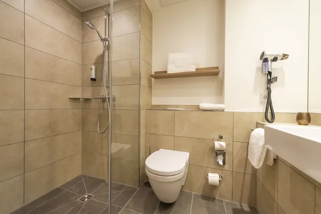 استوديو بسرير كوين، HARBR. hotel Konstanz 5/5