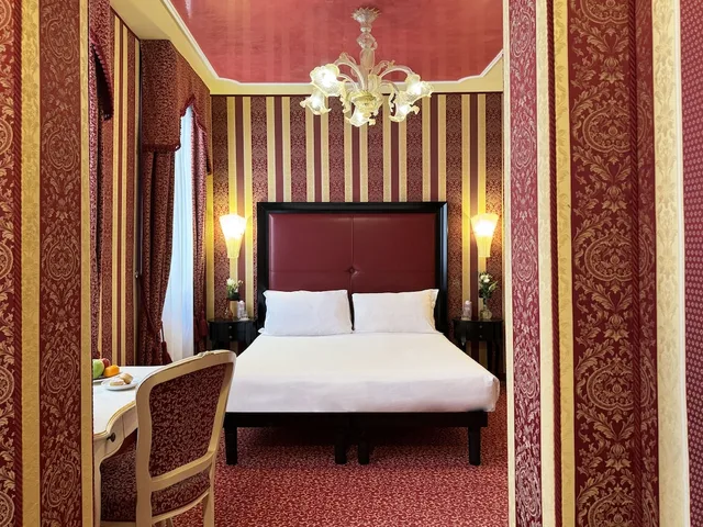 غرفة سوبيريور بسرير مزدوج بإطلالة على القناة، Hotel Alcyone 5/9