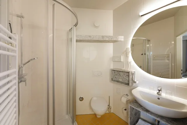 2 Bedrooms, Family, H2O Hotel-Therme-Resort 6/6