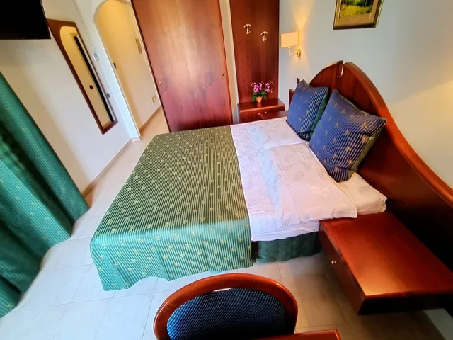 Comfort, Queen Bed, Villa Isabella Hotel & Residence 4/5