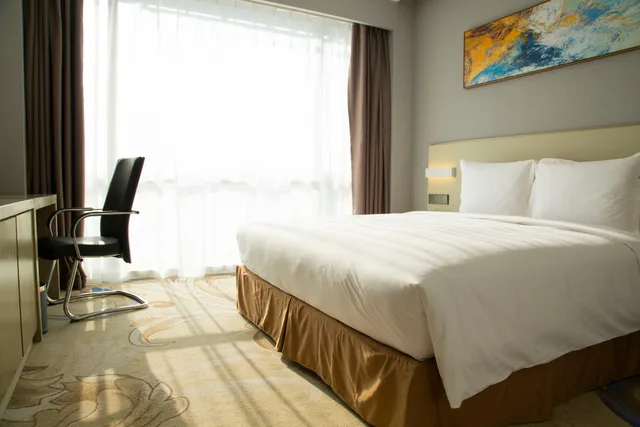1 Bedroom, Suite, Holiday Inn Express Anshan Downtown 3/6
