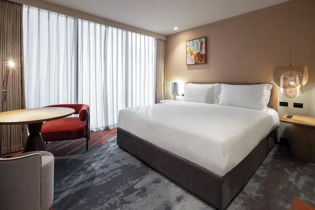 غرفة قياسية بسرير كينج لذوي الإعاقة، Mercure Melbourne La Trobe Street 1/9