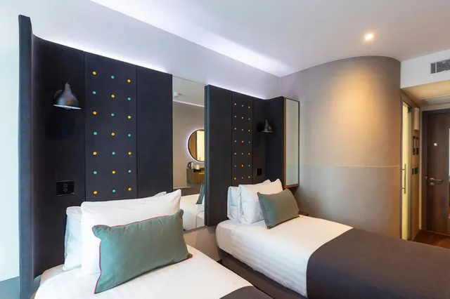 Twin Room Single use، Point A Hotel Dublin Parnell Street 1/1