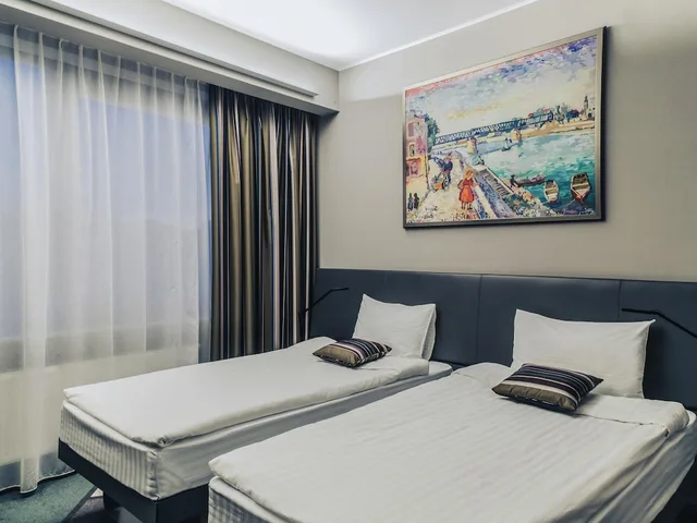 غرفة قياسية بسريرين منفصلين، Mercure Kyiv Congress 2/7