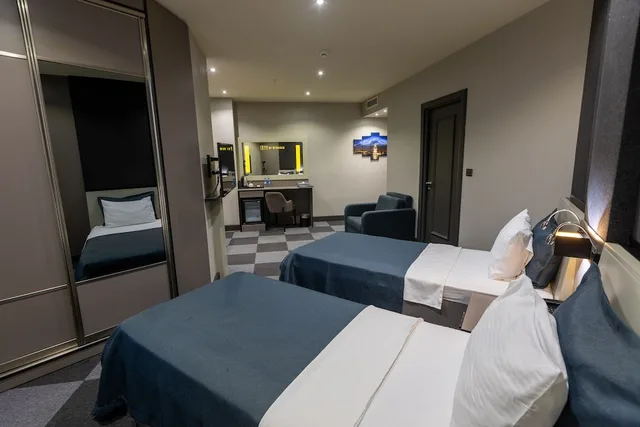 Deluxe, Family, 1 King and 1 Single Beds, Tryp By Wyndham Istanbul Sancaktepe 2/10