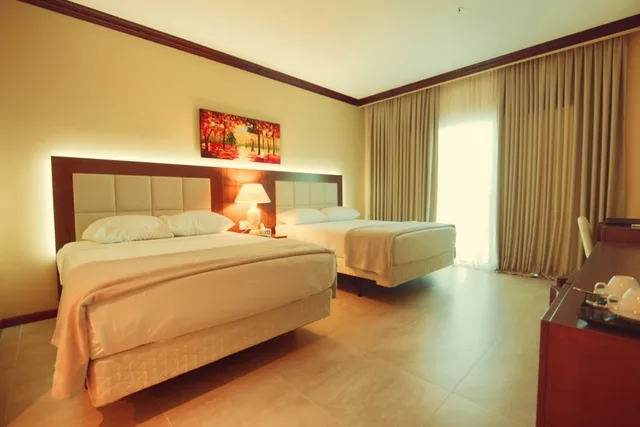 غرفة قياسية رباعية، Ramada by Wyndham Princess Georgetown 1/1