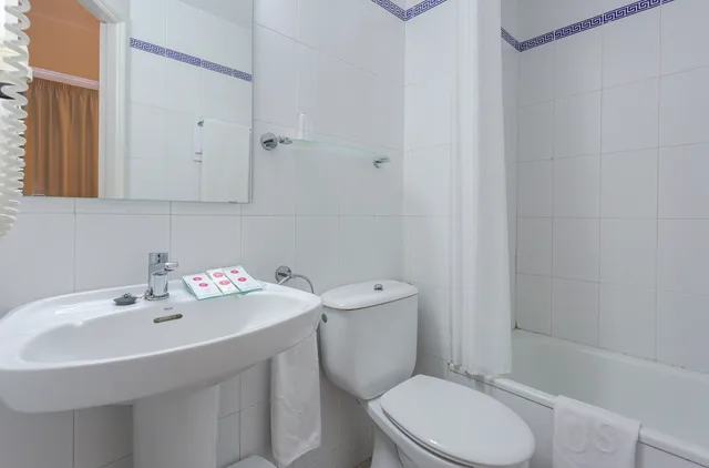 Room, Double or Twin Bed, Side Sea View, Balcony، Js Horitzo Hotel 4/5