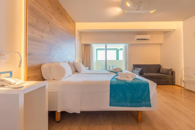 غرفة سوبيريور بإطلالة على البحر، Arte Hotel 7/10