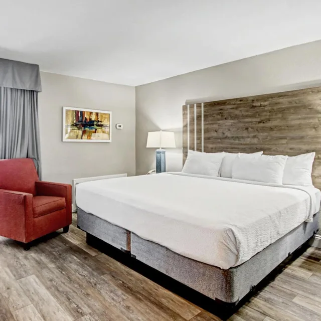 غرفة قياسية بسرير كينج، Carolinian Beach Resort in Myrtle Beach by Vacasa 1/5