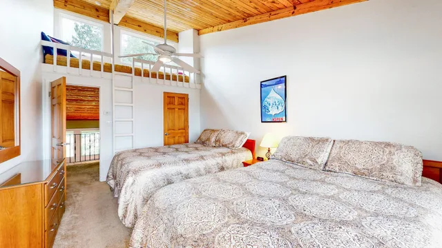 غرفة متصلة ديلوكس بسرير كينج وسريرين كوين بـ3 غرف نوم، Laurelwood A Destination Residence 4/8