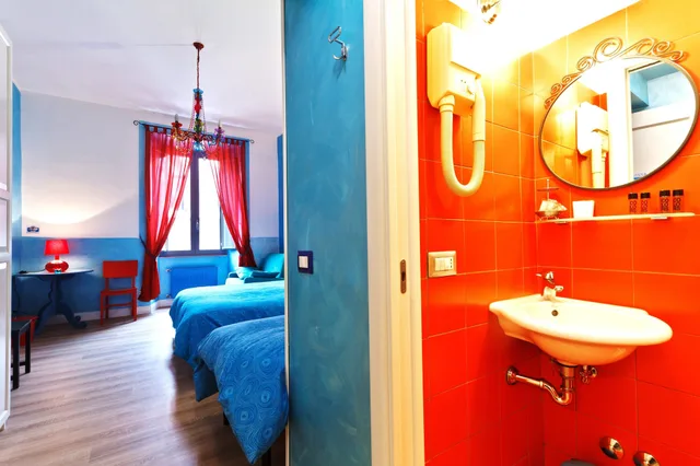 غرفة كلاسيكية ثلاثية بسرير فردي وسرير كوين، Dream Station Bed And Breakfast 7/7
