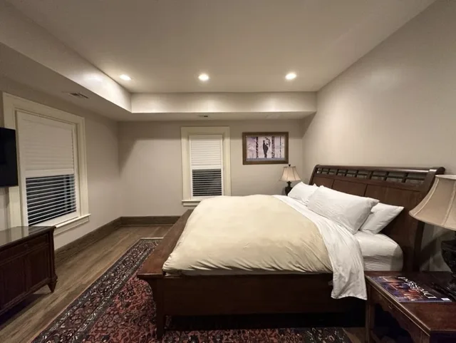 غرفة بسرير كينج، Frederick Stearns House Historic Inn 2/8