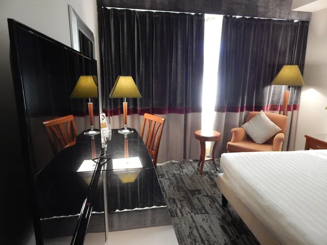 Superior, Double Bed, Mercure Rome Leonardo Da Vinci Airport 8/10