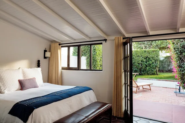 Estate, Guest Room, Premium, King Bed, Patio، Ingleside Estate Hotel & Bungalows- Adults Only 1/3