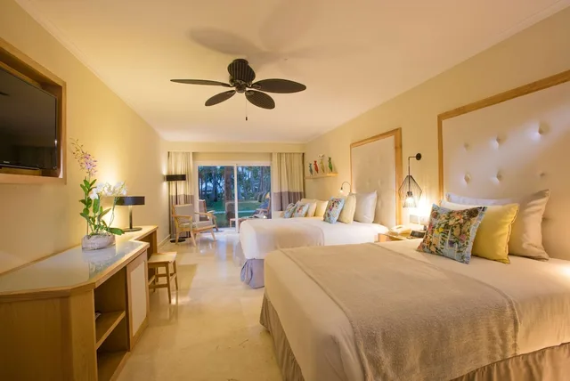 غرفة ديلوكس بسريرين كوين، Grand Palladium Palace Resort Spa Casino All Inclusive 1/2