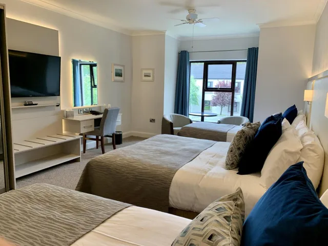 غرفة عائلية بسرير مزدوج، MILL PARK HOTEL 6/7