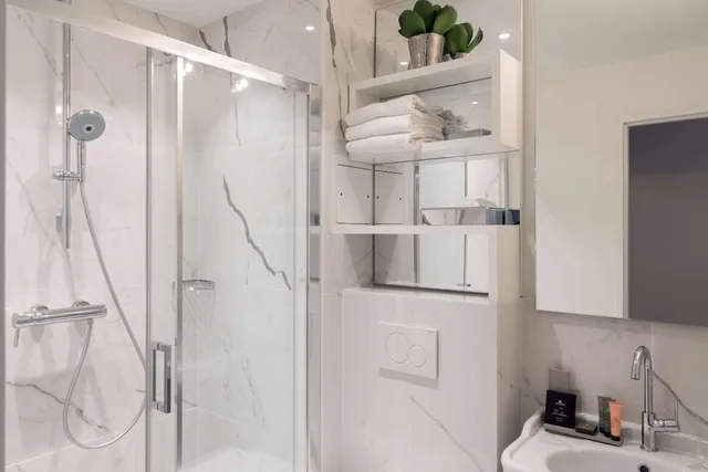 Privilege, Sauna، Hotel 34B Astotel (ex-Bergere Opera) 6/6