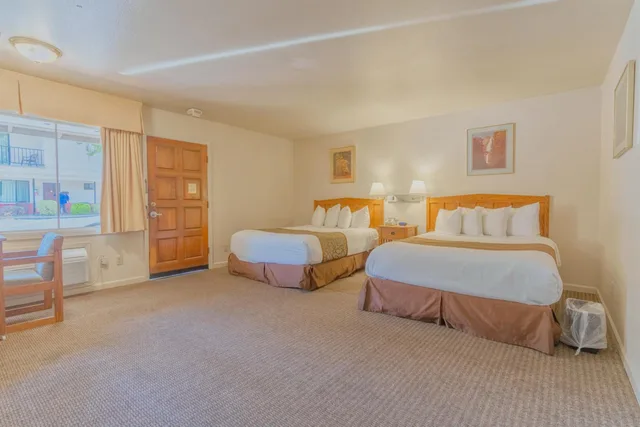 غرفة بسرير كوين، Mariposa Lodge 9/10
