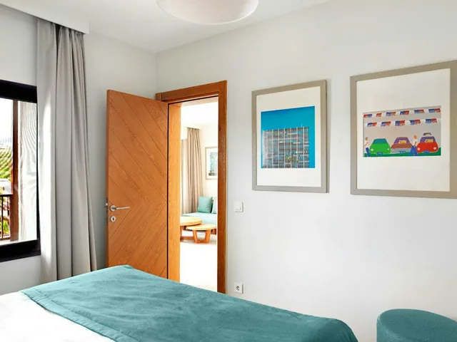 جناح بسرير مزدوج، Dorman Suites Hotel 3/4