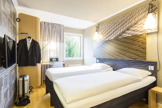 Room, Double Bed, B&B Hotel Rothrist Olten 4/6
