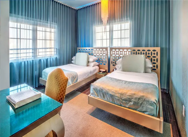 Room, 2 Double Beds, Dream South Beach by Hyatt 1/1