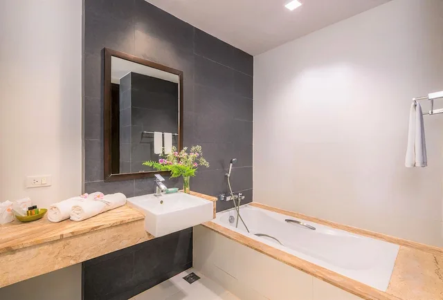 غرفة ديلوكس بسرير مزدوج بإطلالة على المسبح، Aree Tara Resort Krabi 9/9