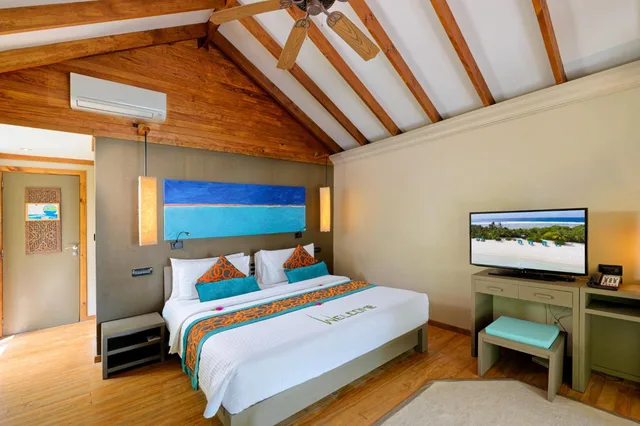 Sunset Beach Villa - Transfer Excluded، Canareef Resort Maldives 6/10