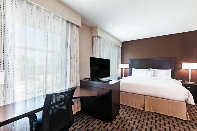 Studio, King Bed, Sofa, Accessible, Residence Inn by Marriott Austin Northwest/The Domain Area 3/9
