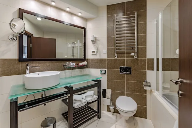 غرفة قياسية بسريرين منفصلين، Hotel Diplomat 9/10