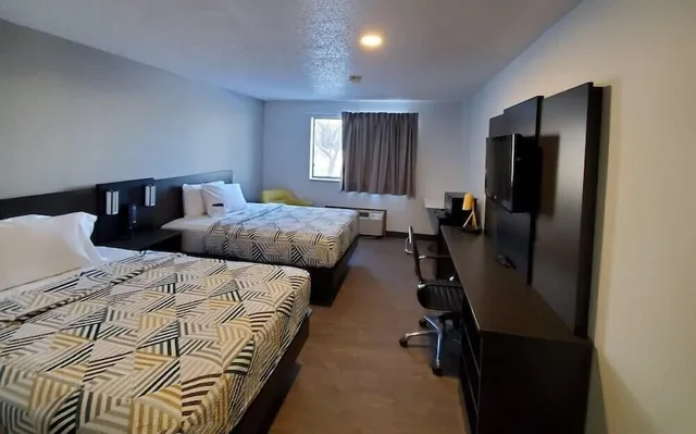 غرفة ديلوكس بسريرين مزدوجين، Motel6 Kewanee, IL 2/8