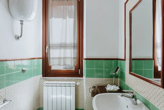 غرفة كلاسيكية بسرير كوين بإطلالة على المتنزه، Vallicciola Nature Hotel 1/2