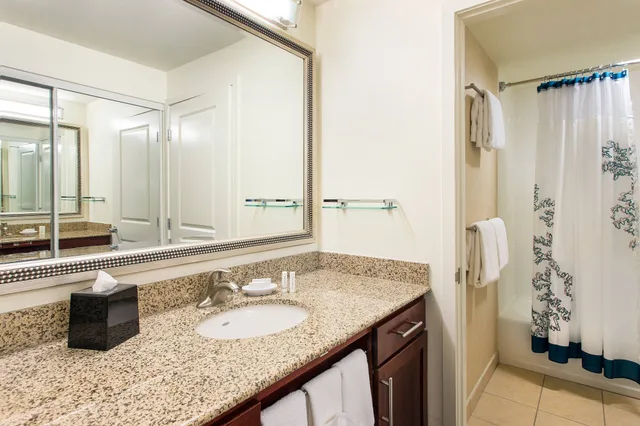 1 Bedroom, Suite, King Bed, Sofa, Residence Inn San Diego Oceanside 5/10