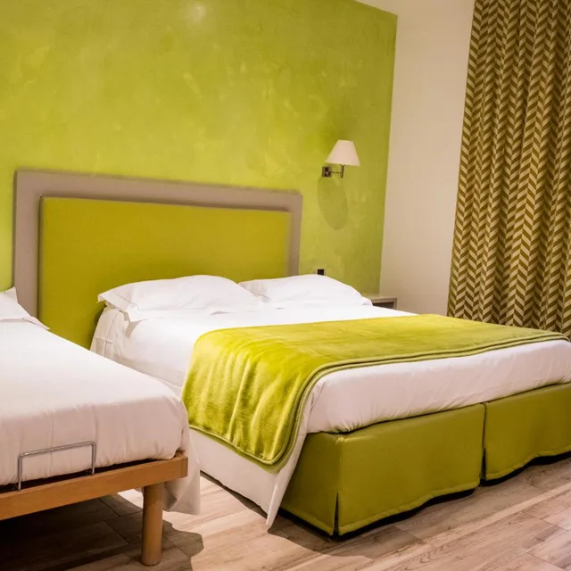 غرفة رباعية بشرفة، Palace Hotel la Conchiglia D Oro 7/10