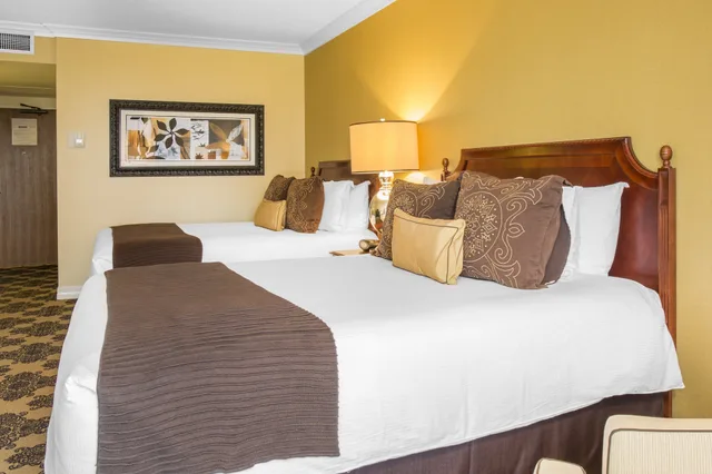 غرفة سيغنتشر بريميير بسريرين كوين بإطلالة على المدينة، Omni Houston Hotel 8/10