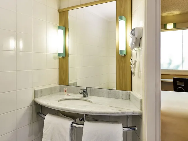 غرفة قياسية بسرير مزدوج وسرير فردي، Ibis Santo Andre 7/8