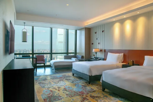 غرفة ديلوكس بسريرين منفصلين مع أريكة، Grand Hyatt Changsha 1/3
