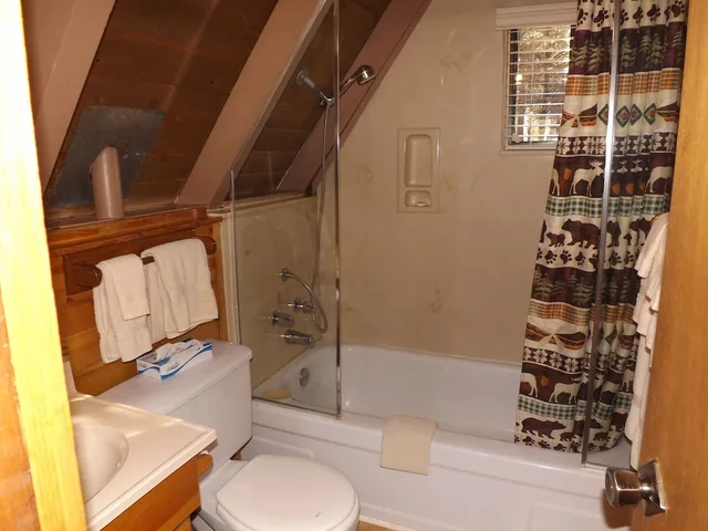 Signature, Cabin, Queen Bed, Mountain View, Private Bathroom, Arizona Mountain Inn and Cabins 1/1
