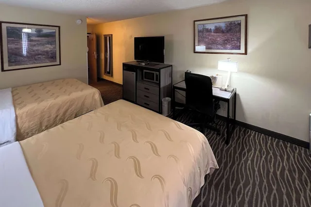 غرفة قياسية بسريرين كوين، Quality Inn Pagosa Springs 2/10