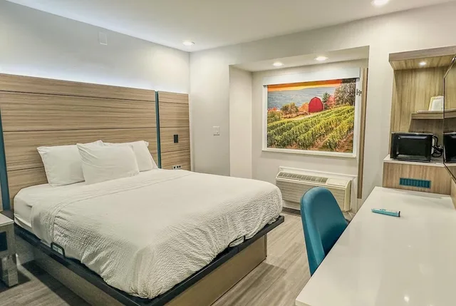 غرفة بسرير كوين، Baymont by Wyndham Henrietta/Rochester 3/10