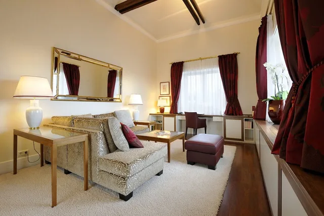 جناح سيغنتشر بسرير كينج، Kastens Hotel Luisenhof 2/2
