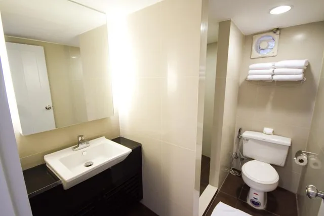 دوبلكس بسرير مزدوج أو سريرين منفصلين بإطلالة على البحر، Chom View Hotel Hua Hin 1/1