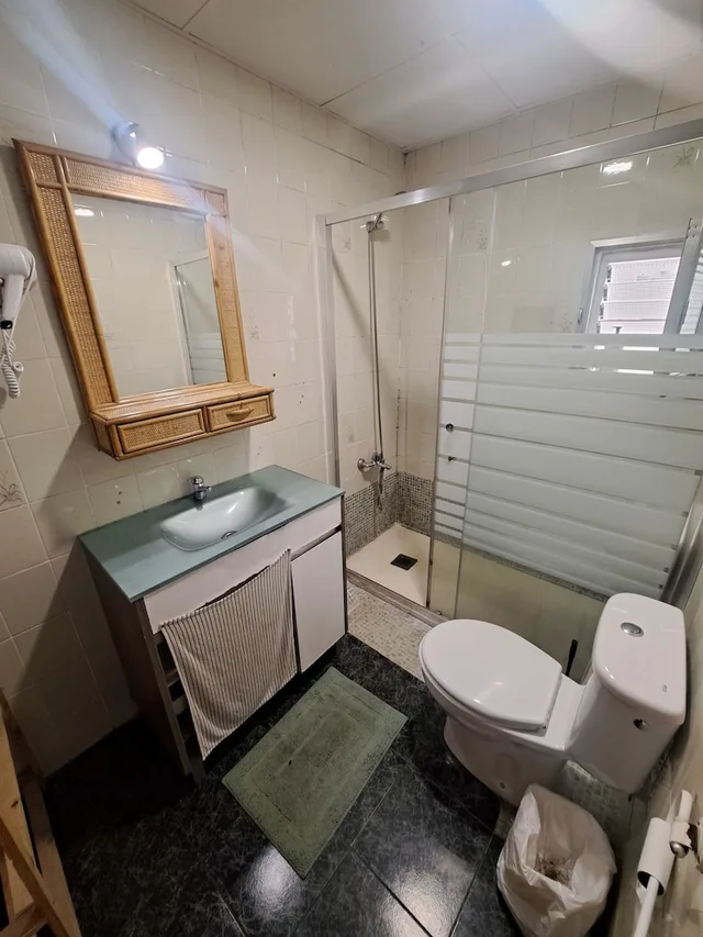 Mixed Dorm, Economy, 6 People, 6 Bunk Beds, Shared Bathroom، Hostal El Cascabel 8/9