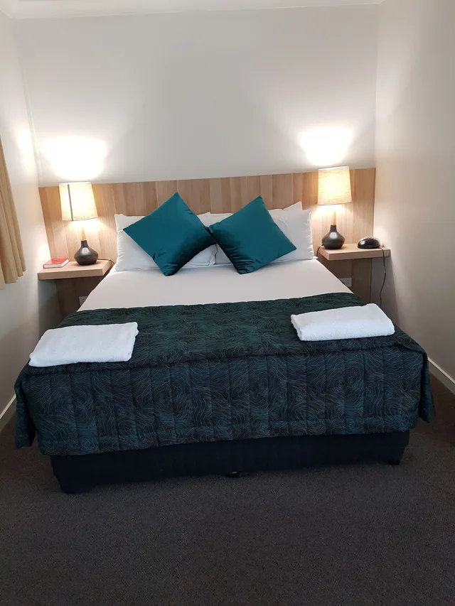 Motel, Queen Bed، Southport Motel & Apartments 1/5