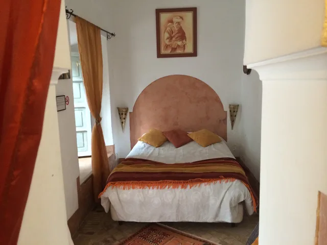 Standard, Single, Dar Nabila 1/1