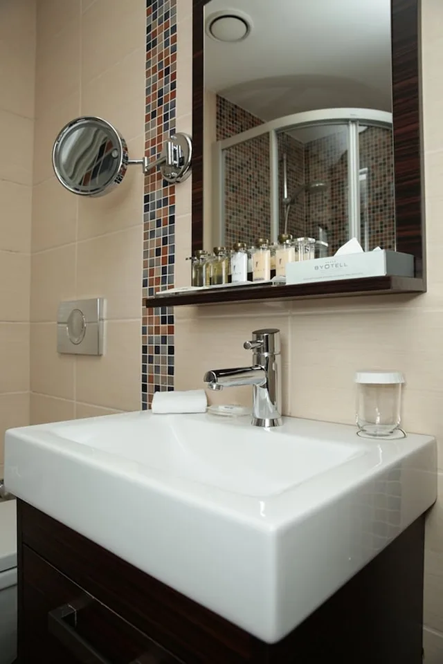 غرفة رباعية، Byotell Hotel Istanbul 9/10