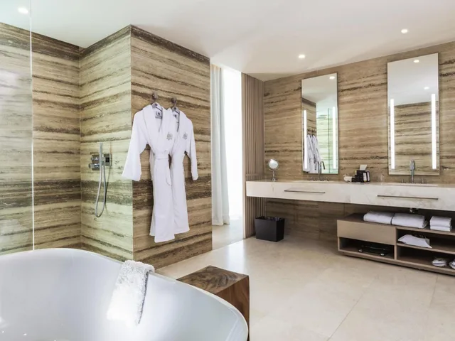 1 Bedroom, Deluxe, Suite, 2 Queen Beds, Ocean Front، SLS Cancun 6/6