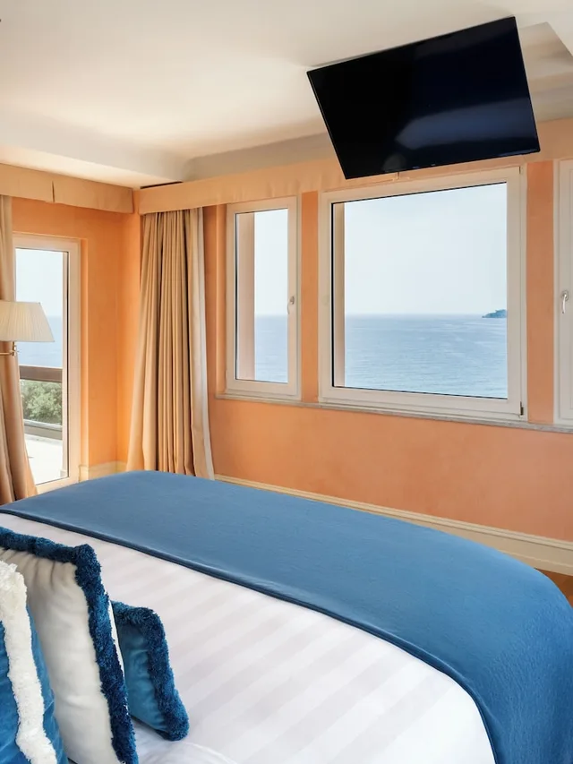 جناح بانورامي بسريرين كينج بإطلالة على البحر بشرفة بغرفتي نوم، Grand Hotel Bristol Resort and Spa 10/10
