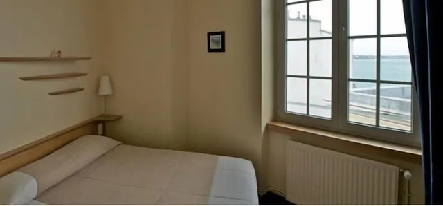 غرفة بسرير مزدوج بإطلالة على البحر، Hôtel San Pedro 1/2
