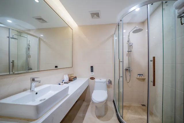 غرفة كومفورت بسرير كوين، White Swan Guest House (Zhaoqing Hubin) 2/2